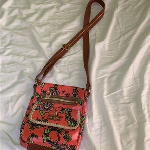 Sakroots crossbody purse